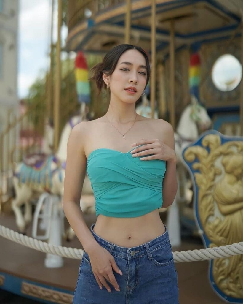 มิน พีชญา